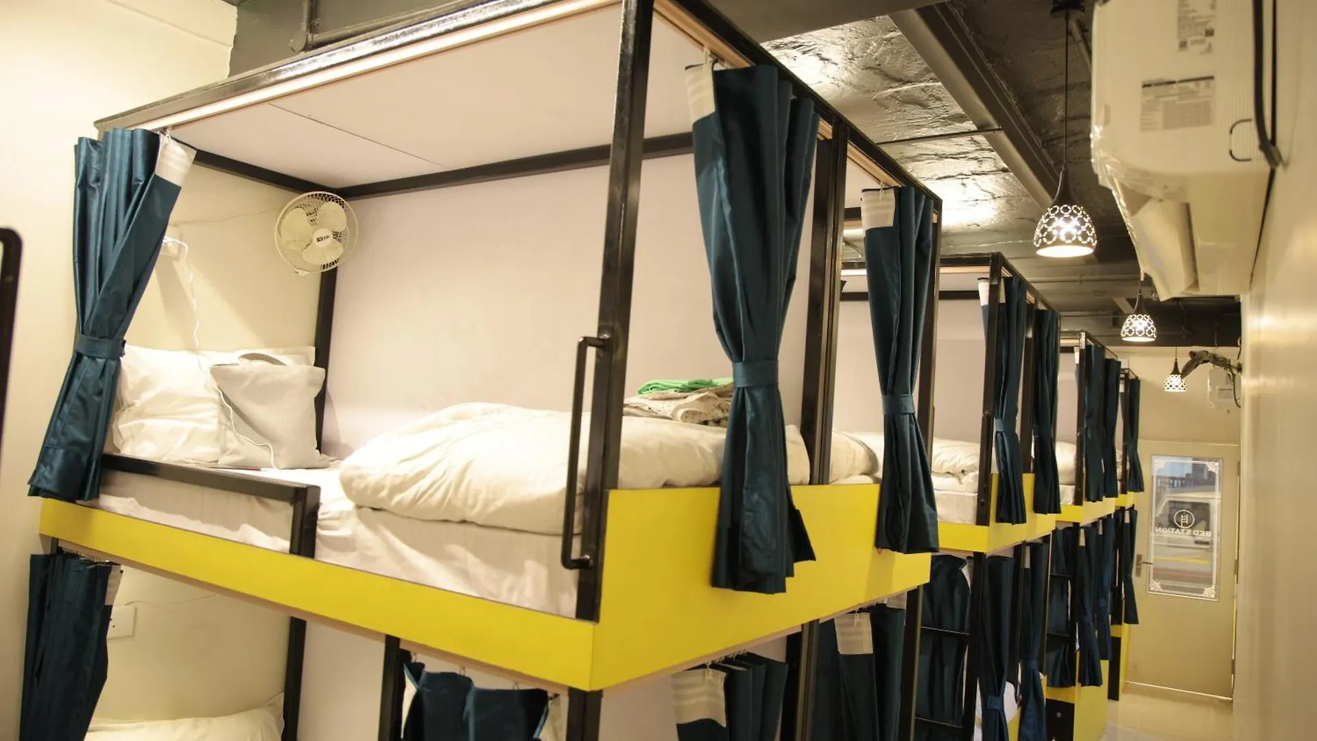 Bed Station Ac Dormitory Varanasi 0*,  India